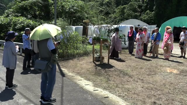 R8河浦「白木河内虫追い祭り」